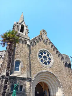 Détour d'Art : Église du Bienheureux Charles-de-Blois
