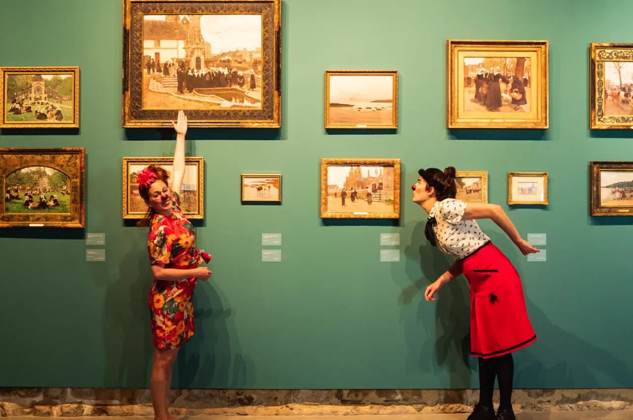 musee-socratine-clowns-compagnie-grenade