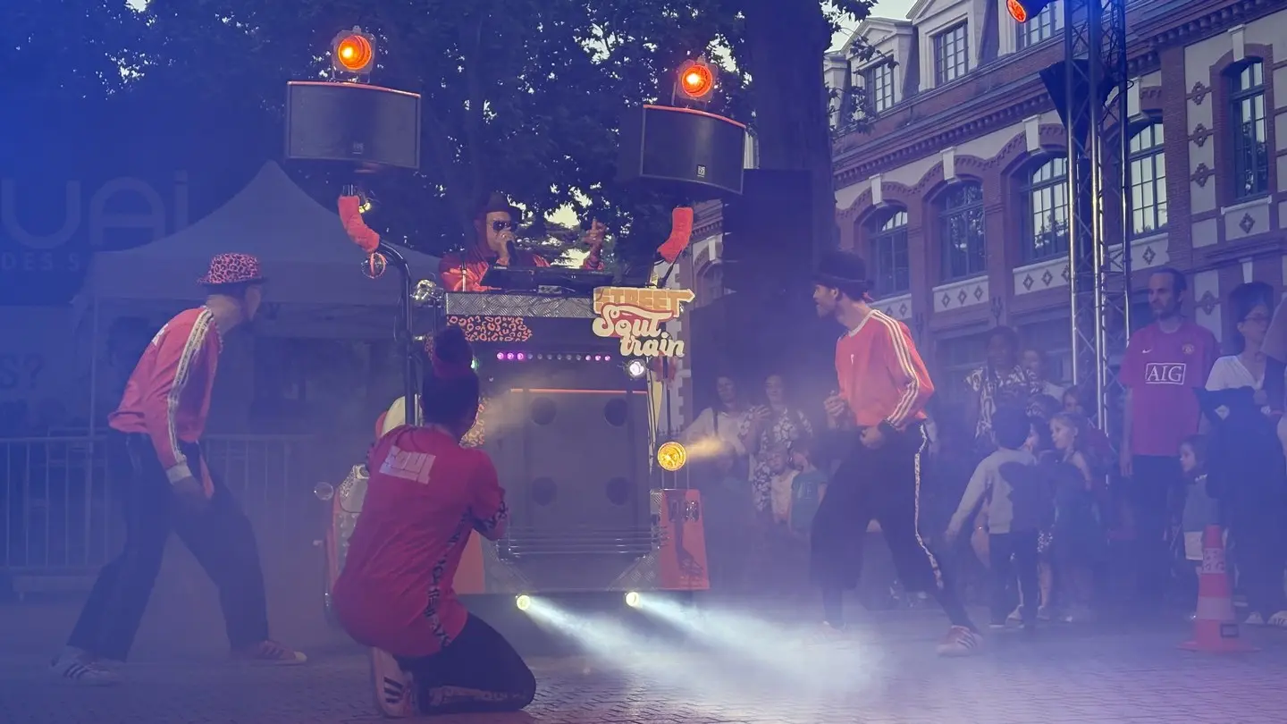Un-air-de-vacances-street-soul-train