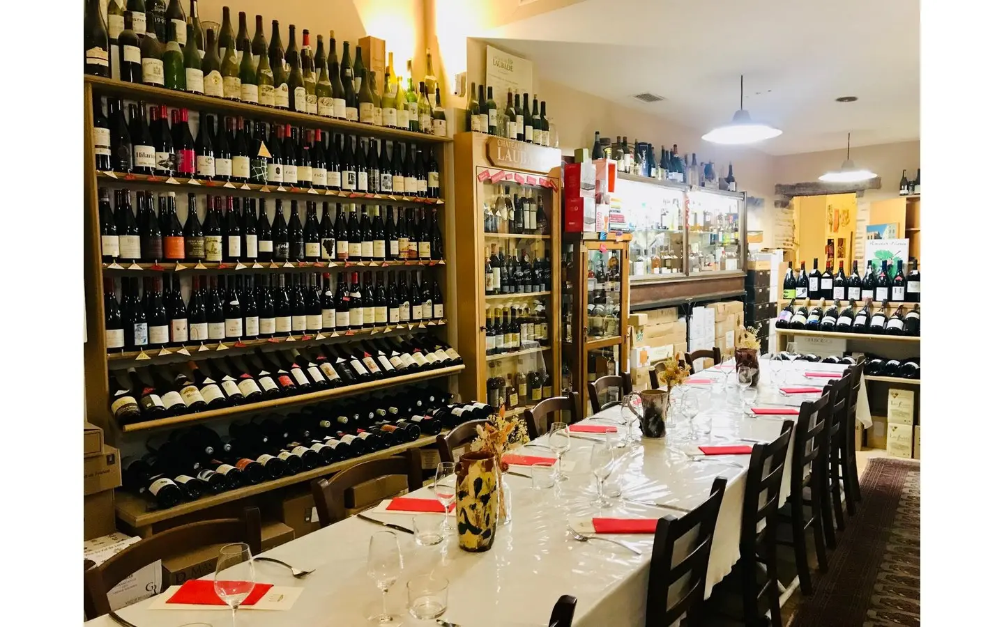 soiree-mets-vins-cave-du-palais-caviste-pau-vins-naturels-vins-de-vignerons
