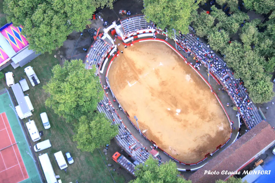 Arènes de Riscle © Claude Monfort