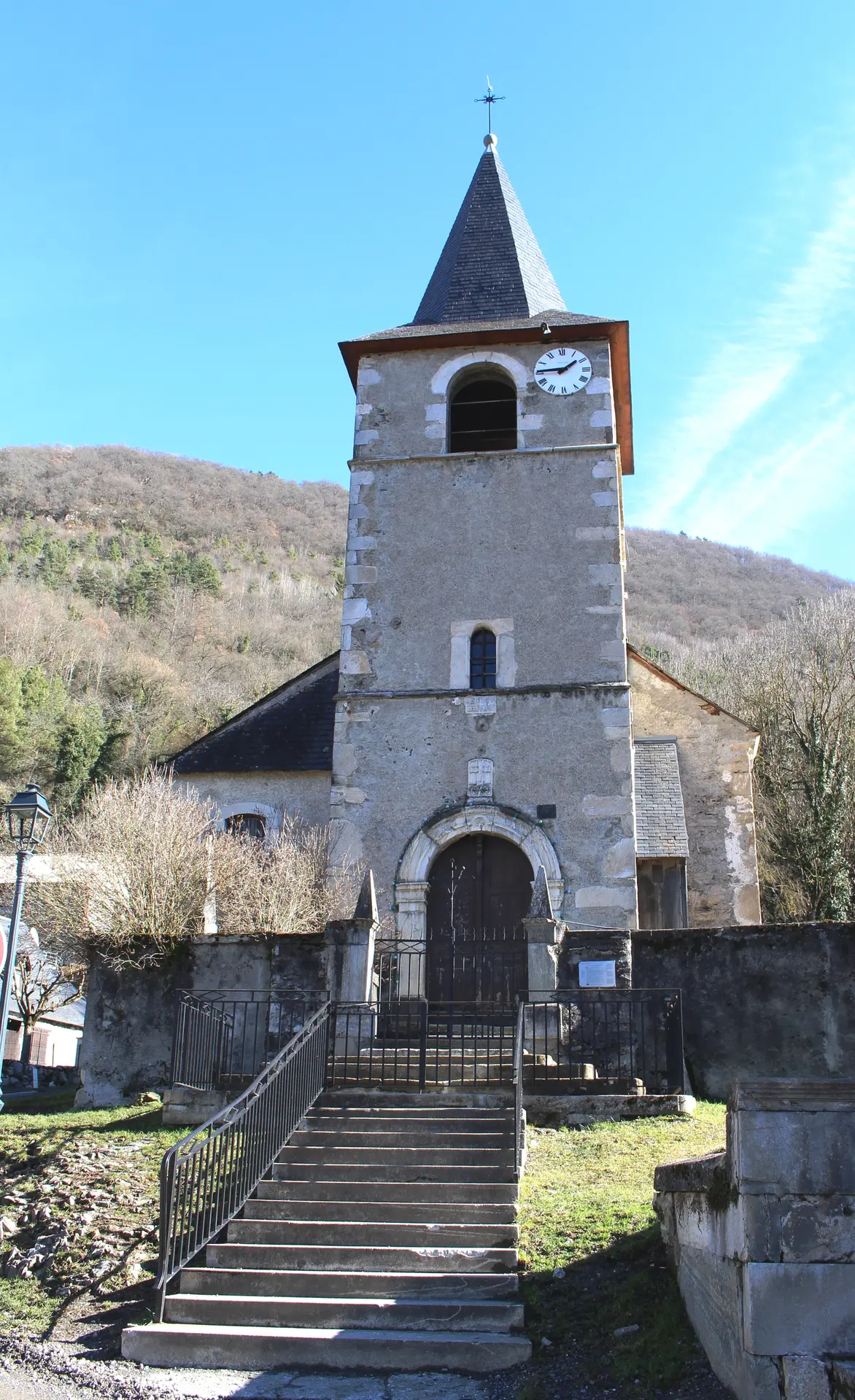 Église_Saint-Michel_de_Bazus-Aure_(Hautes-Pyrénées)_4