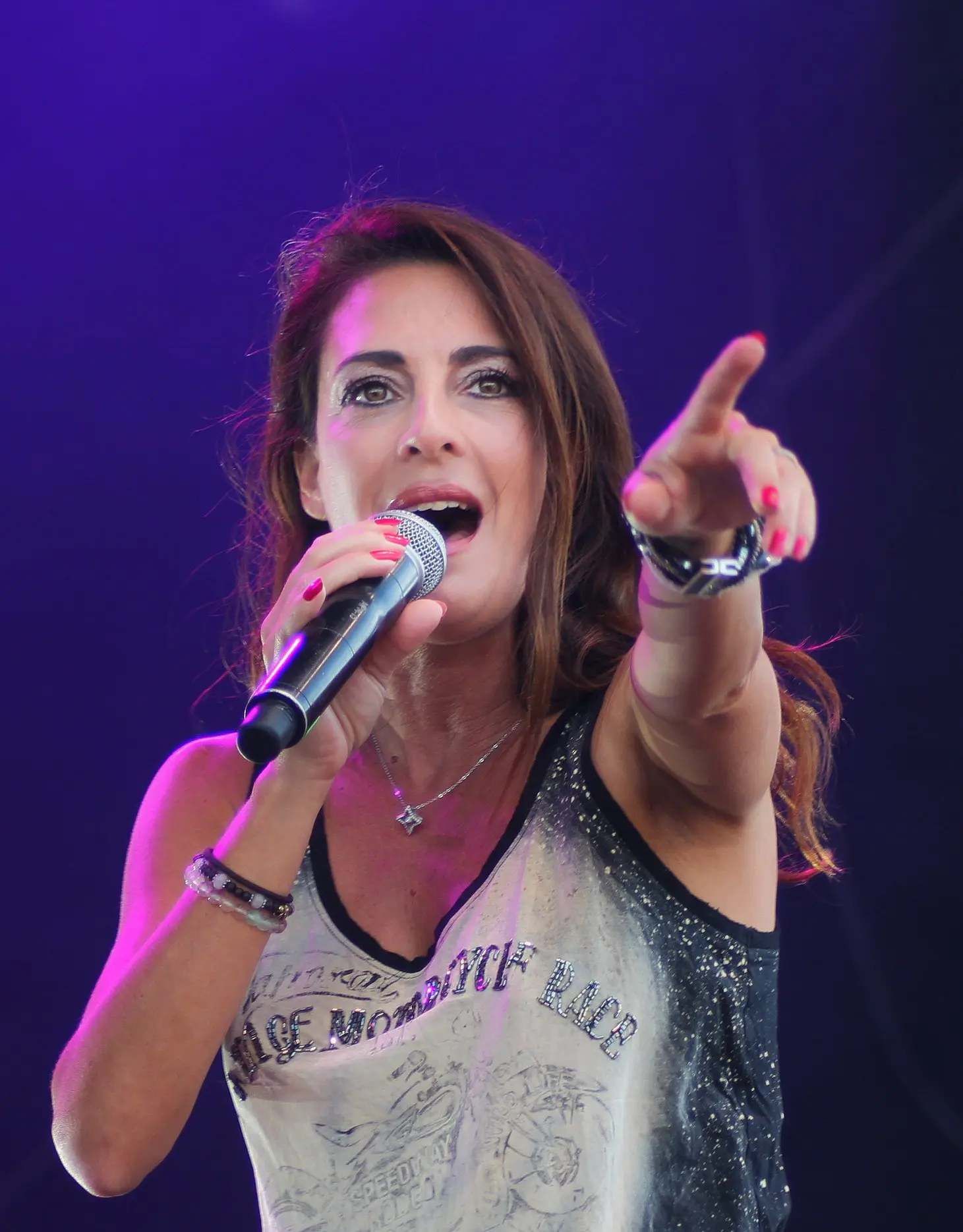 41481247_2277627842460395_8234647887888252928_o (2)