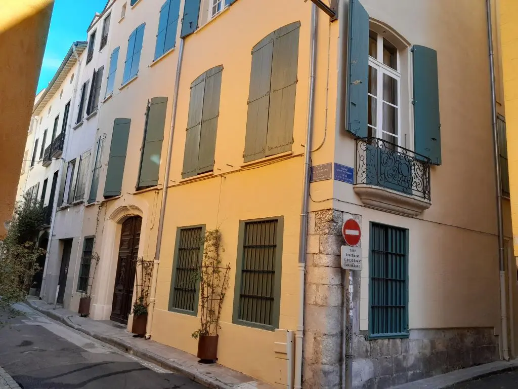 6- Les hôtels particuliers dans 3 quartiers