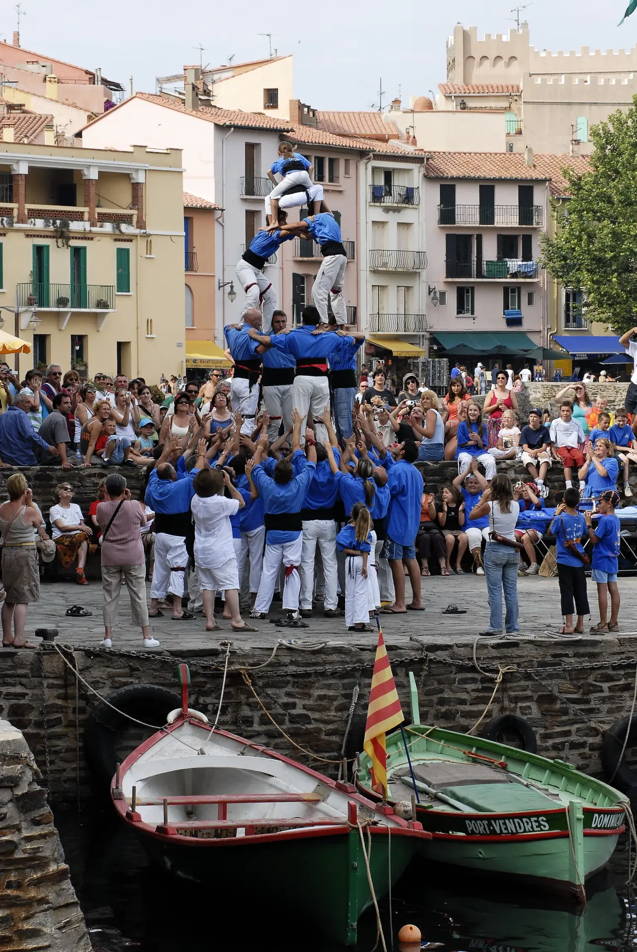 02083 castellers collioure