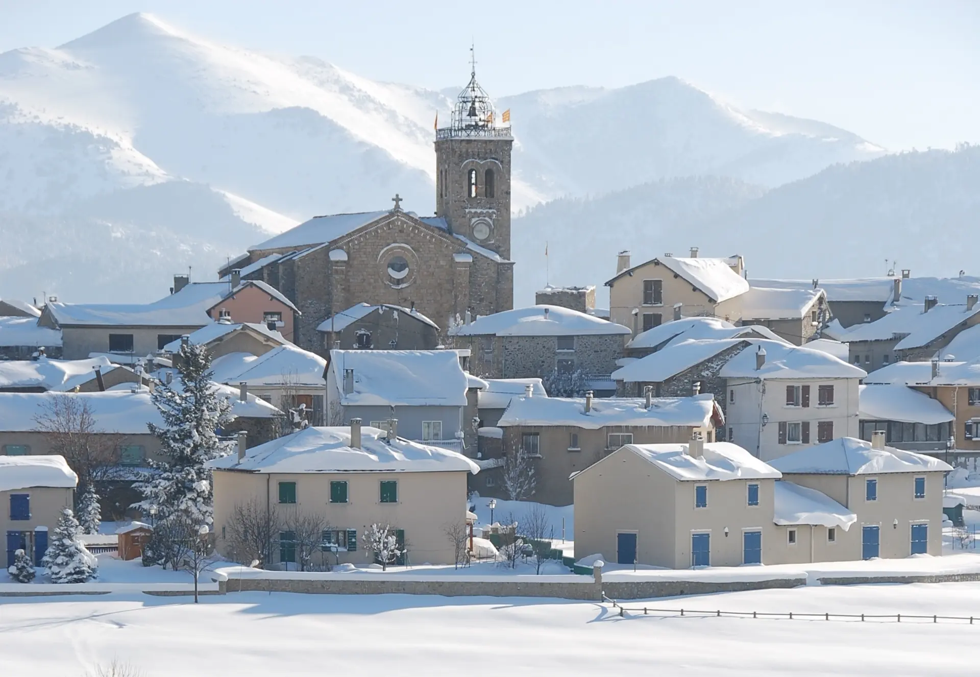 village les angles hiver