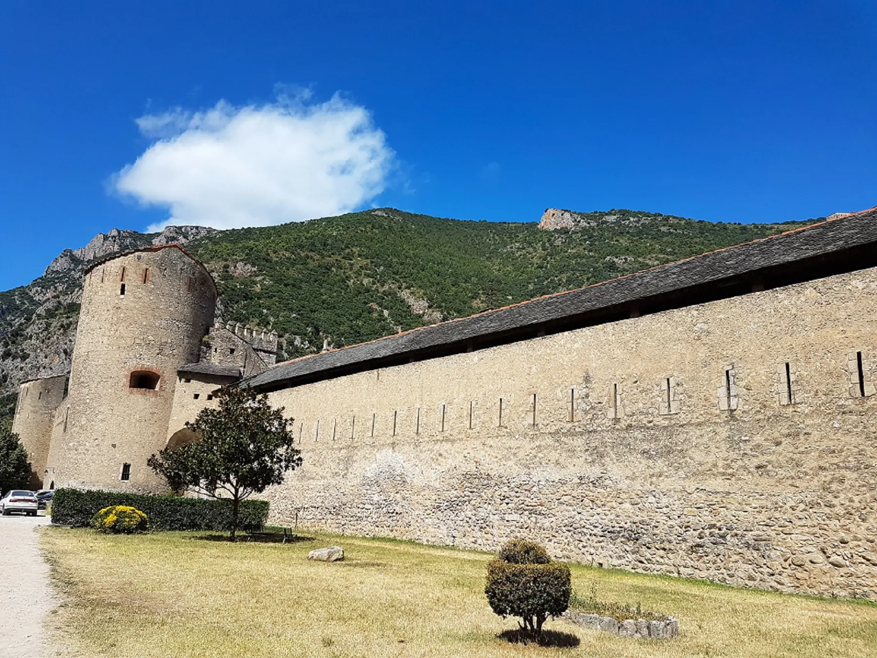 villefranche-conflent-pyrenees-mediterranee © Isabelle Berga (1)