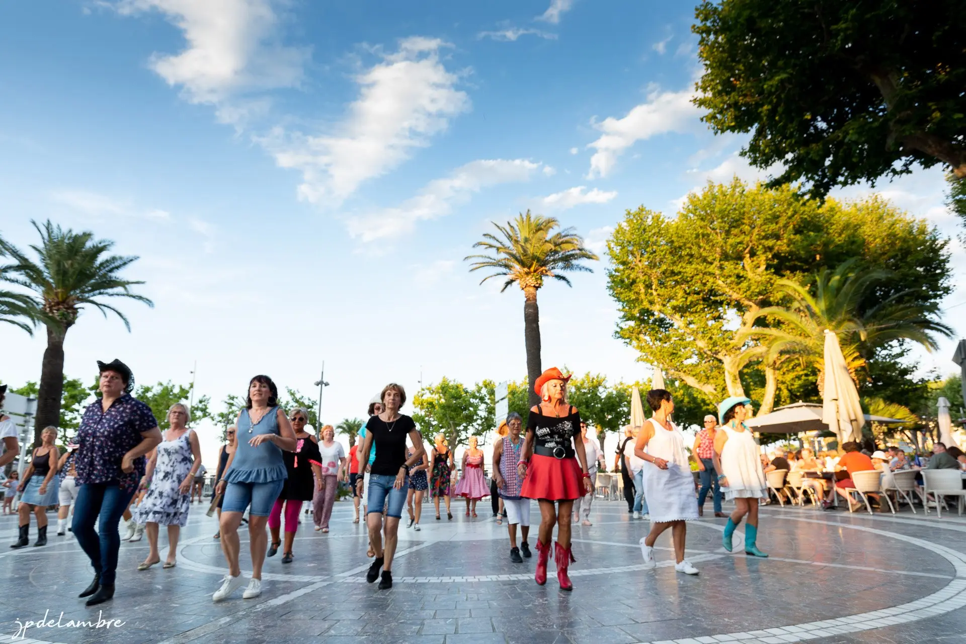BAL COUNTRY MARENDAS DANCERS