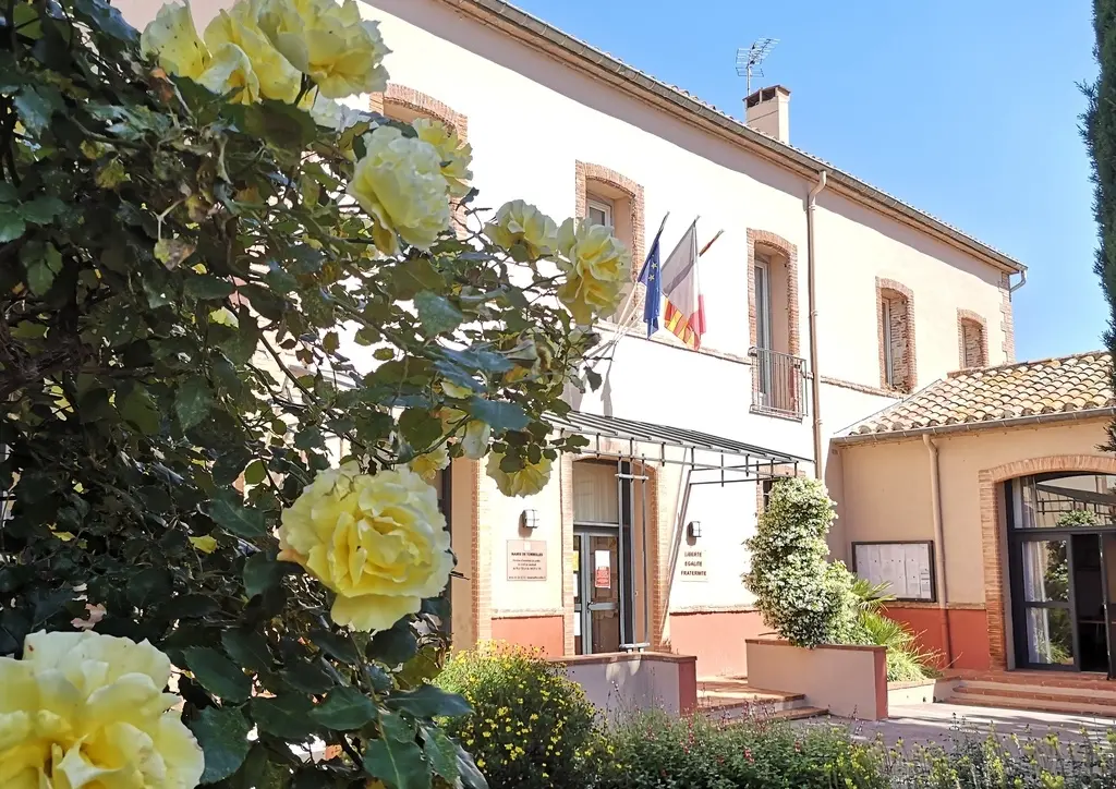 TORREILLES LOI MAIRIE