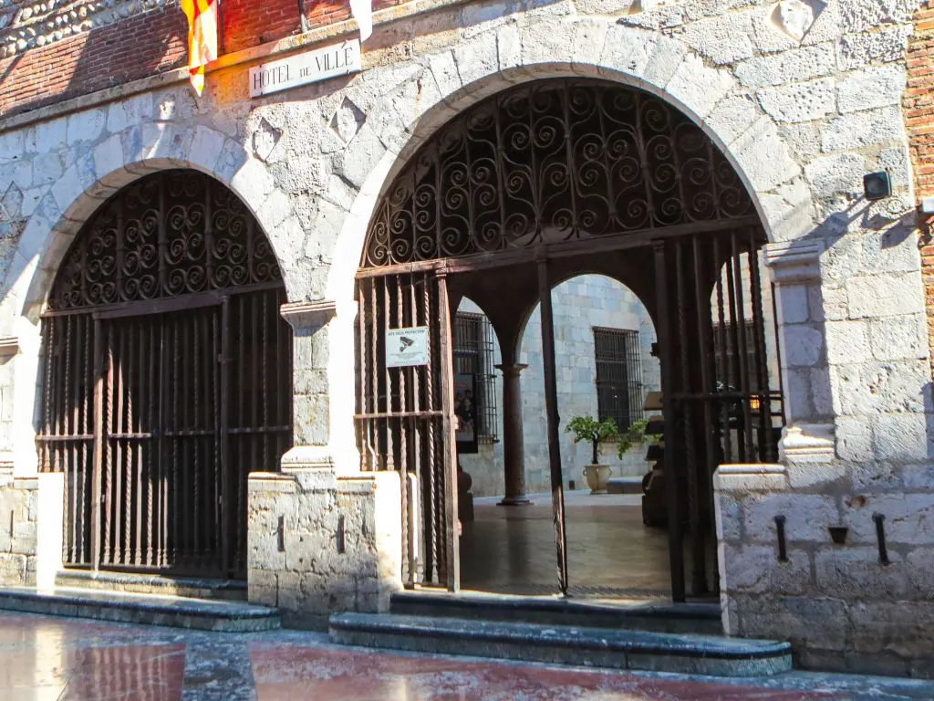 Invitation à Entrer