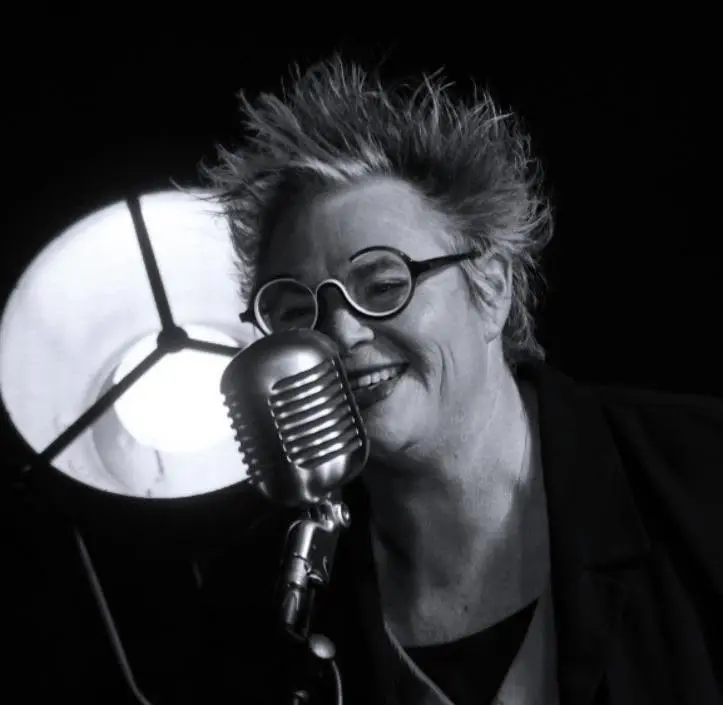 KARINE DEVILLIERS