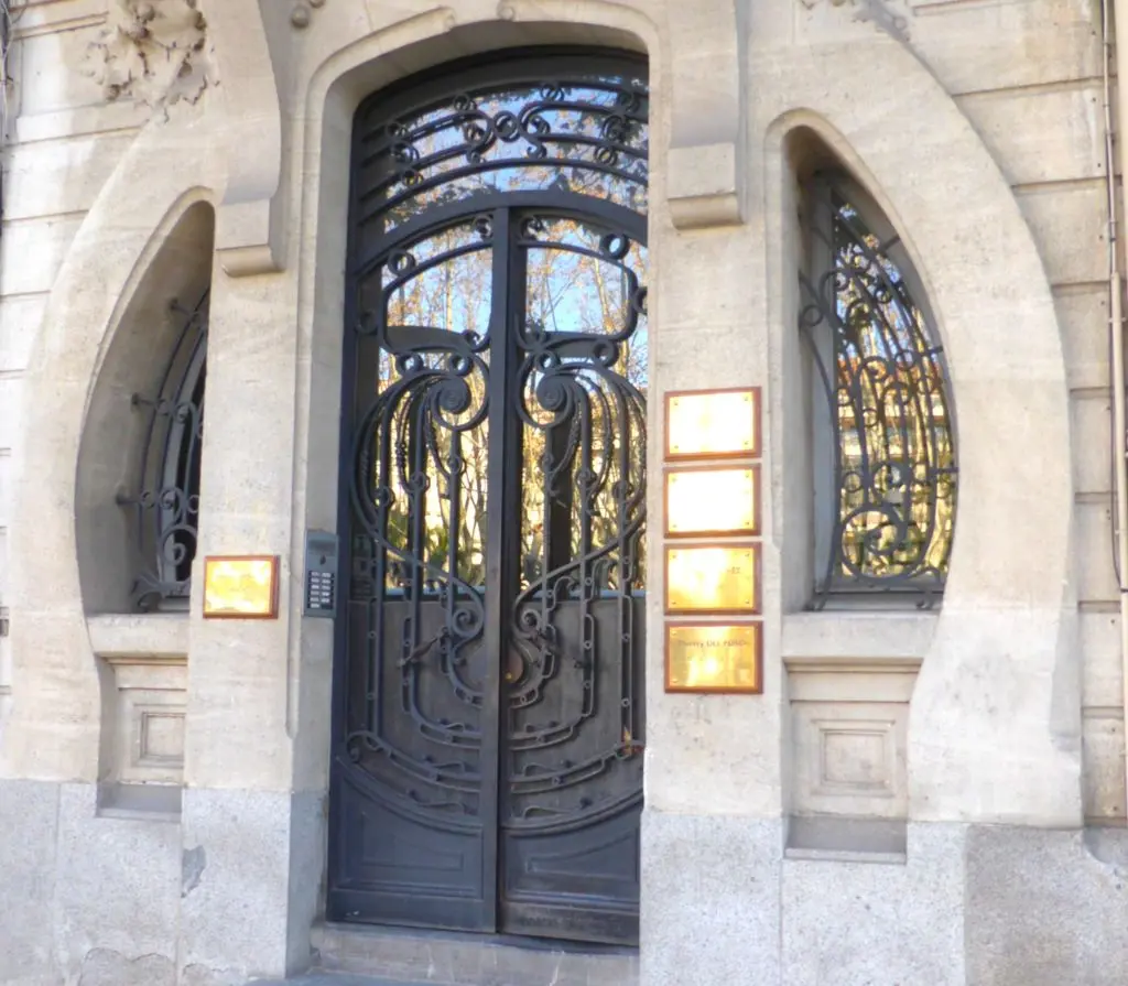 SAVOIR FER, une jolie armature