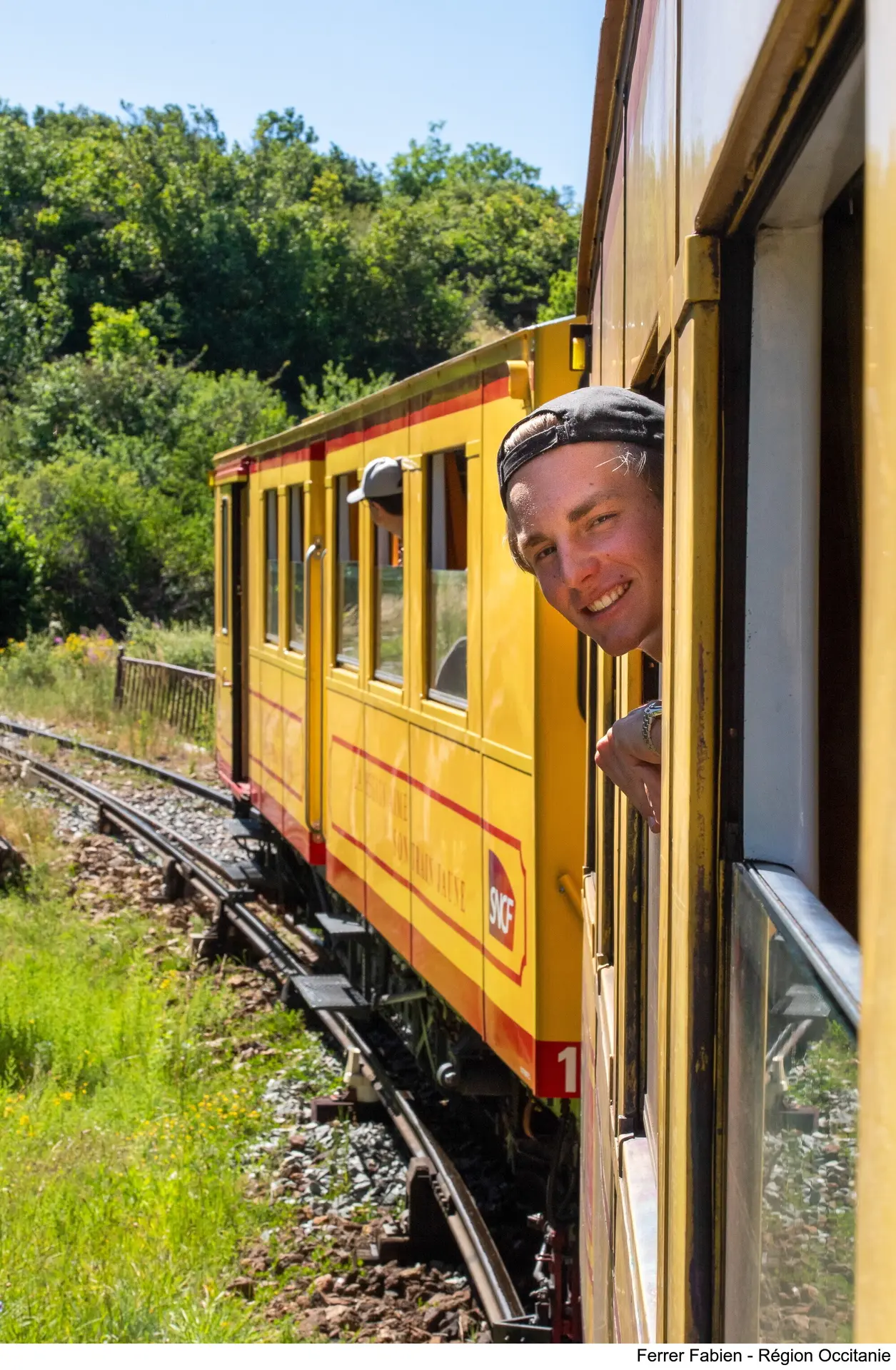 Train jaune - été 2026