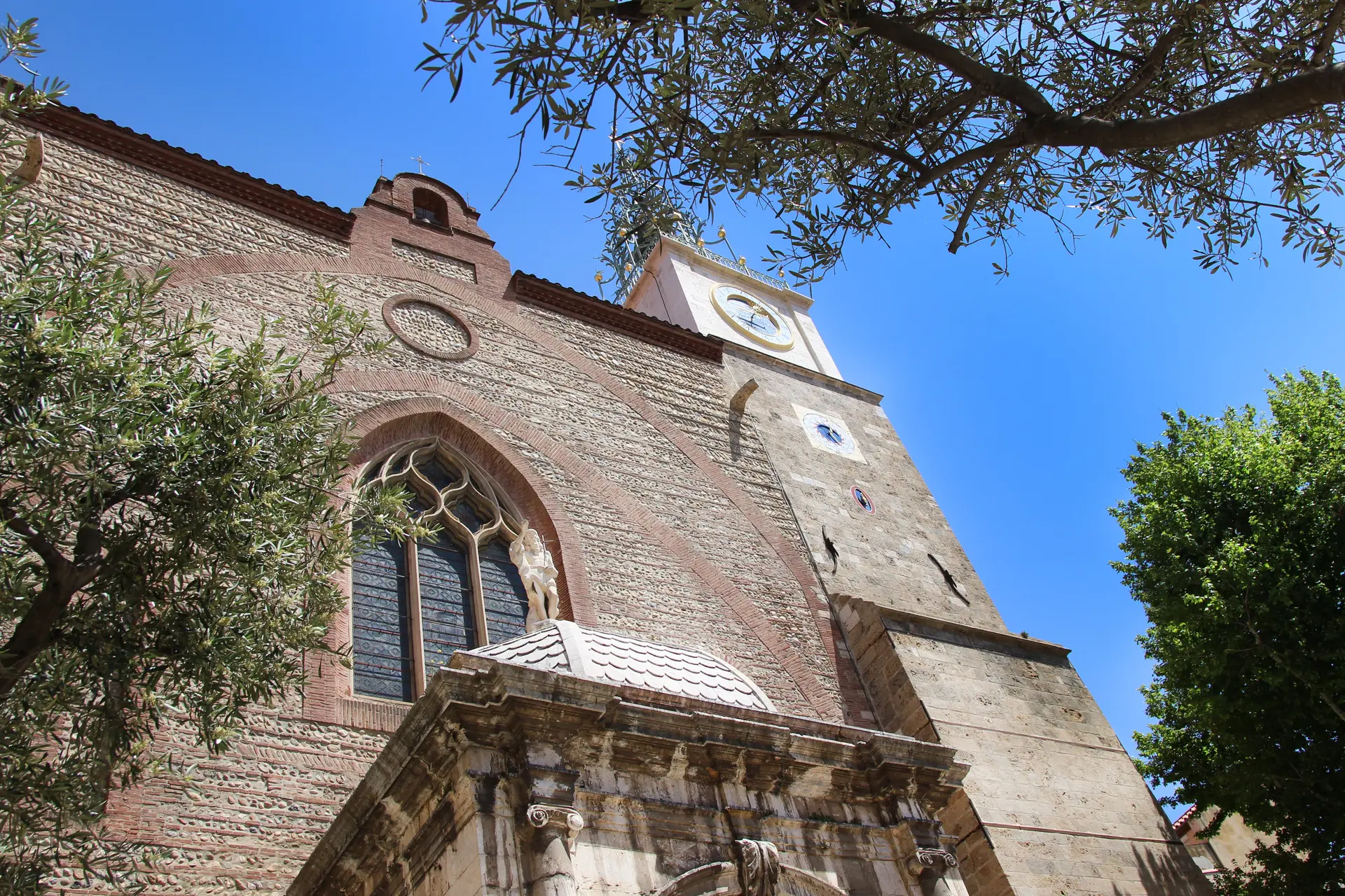 Cathédrale Saint-Jean-Baptiste - Façade