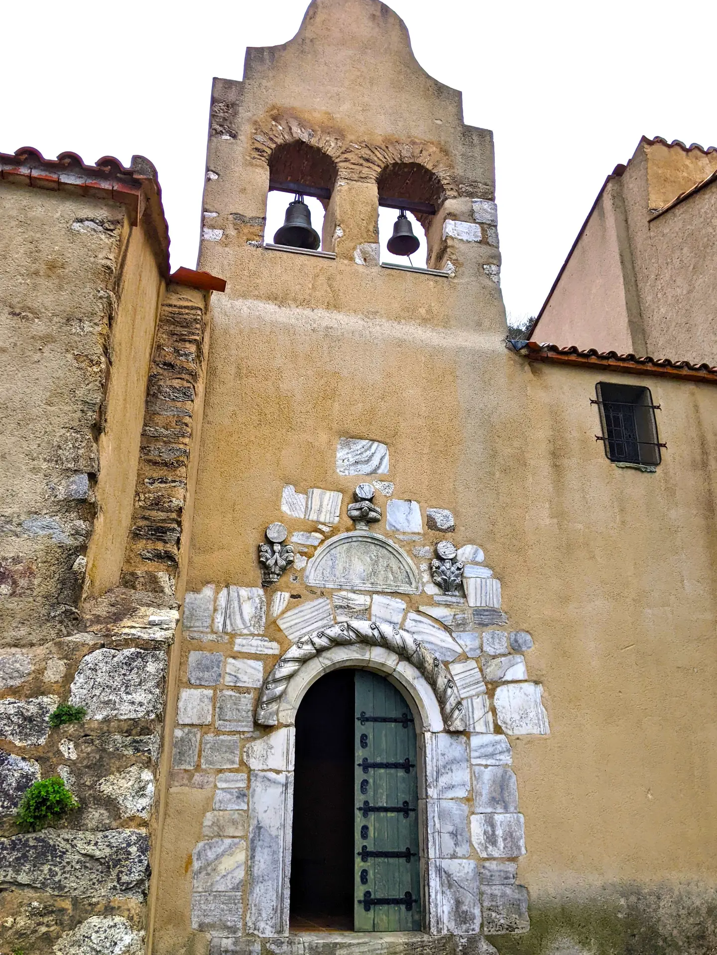 NOTRE DAME DU CHATEAU