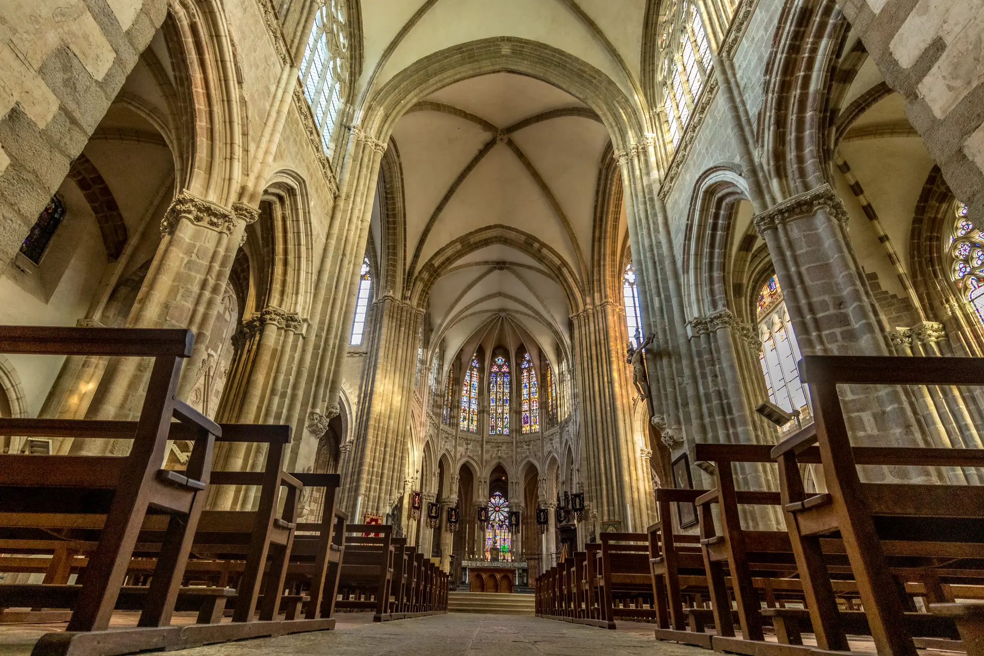 2021 - Basilique Notre Dame de l'Épine - Évron ©Fabien Chéré (5)