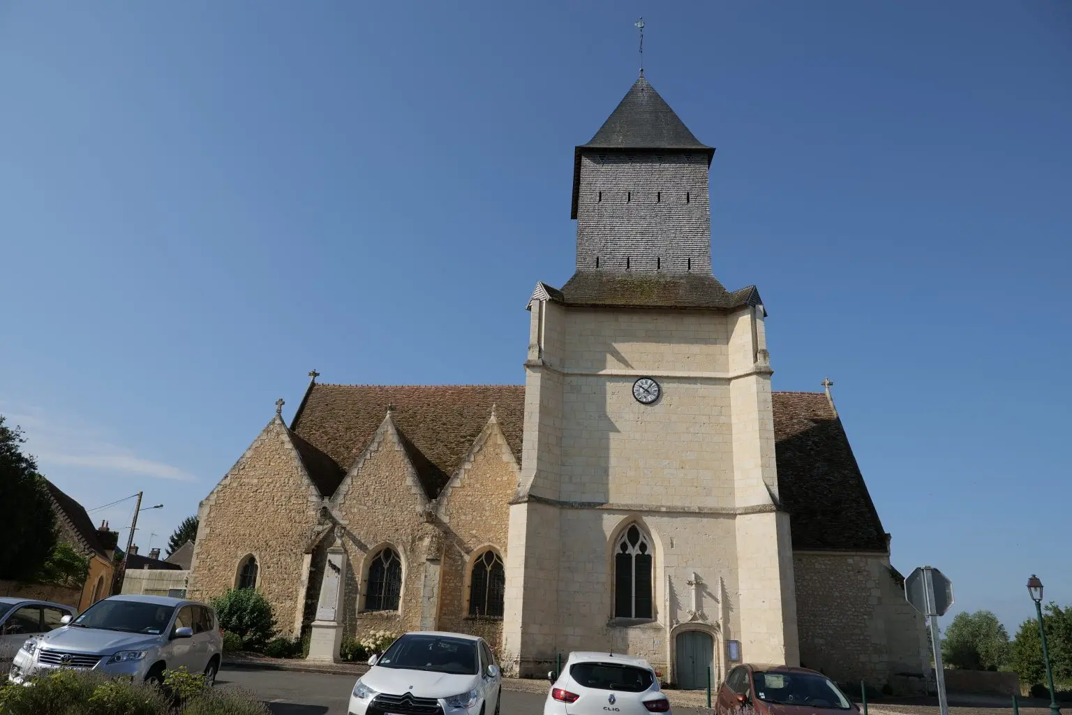 EGLISE AVEZE