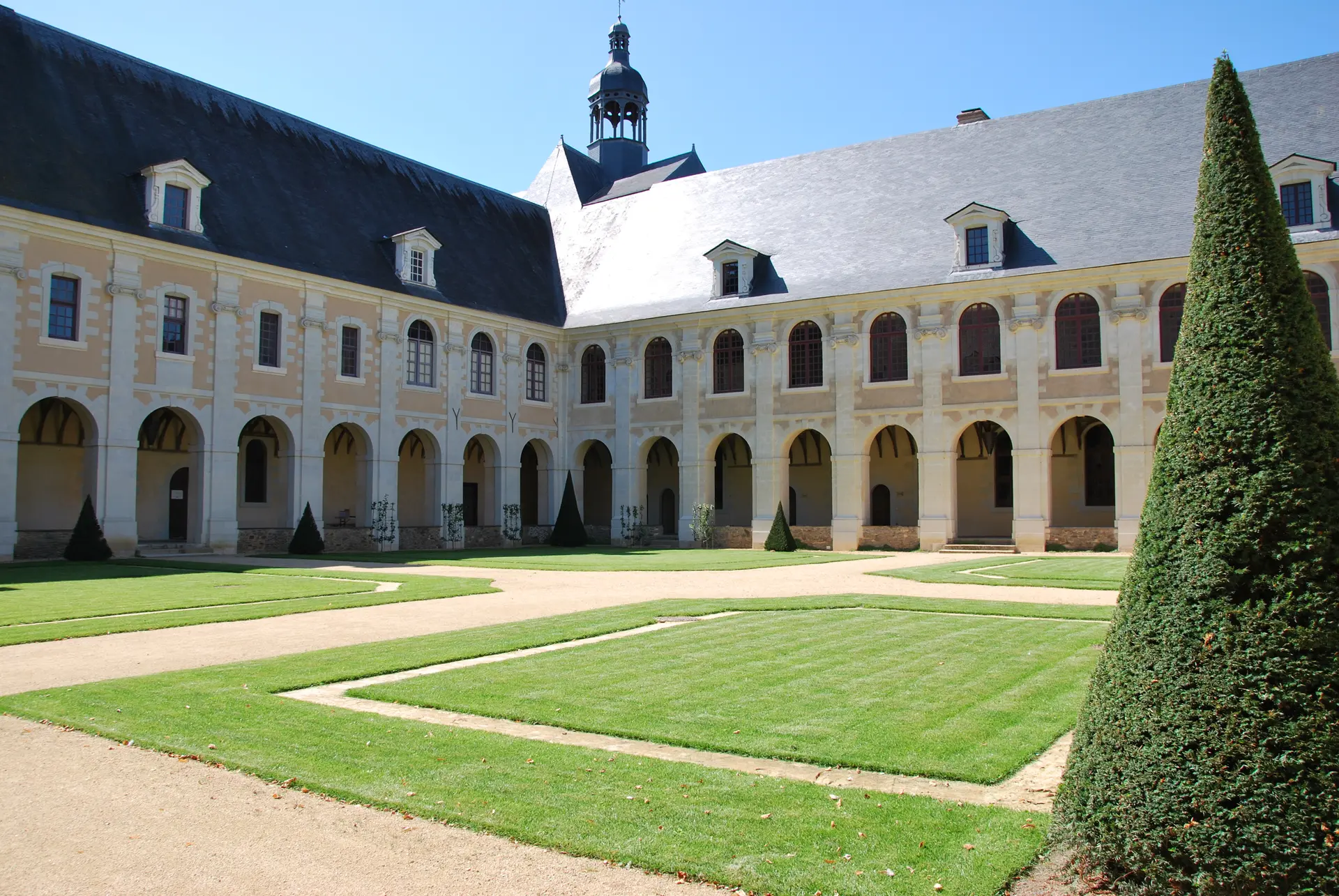 Le Couvent des Ursulines-CP-Pays de Château-Gontier