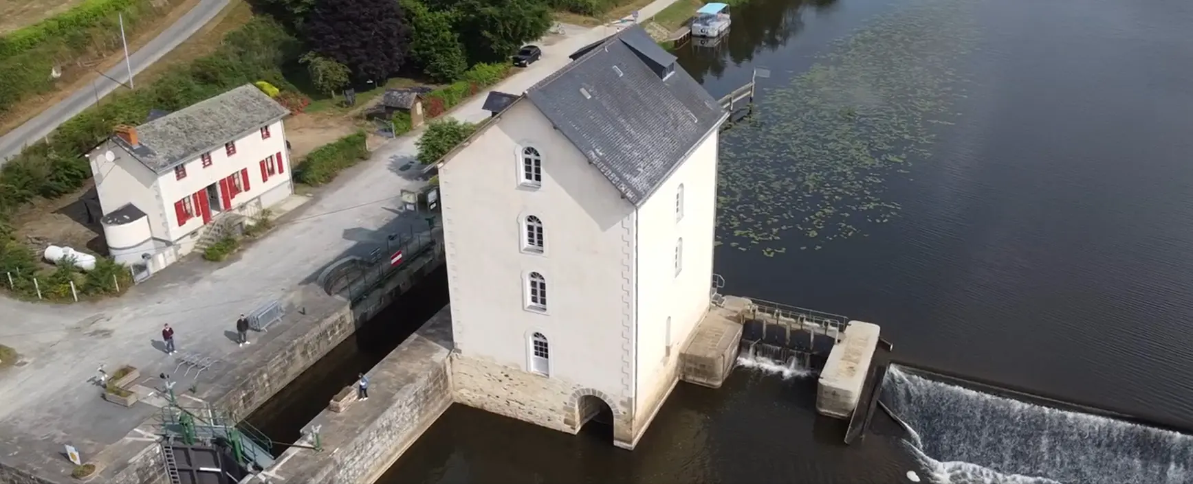 Moulin de la Petite Bavouze ©Maxime Auvy