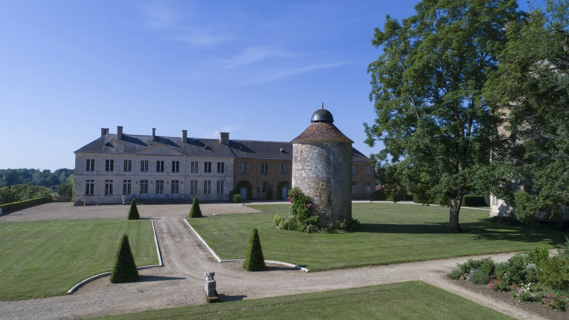 Parc du château de L'Hermenault (1)