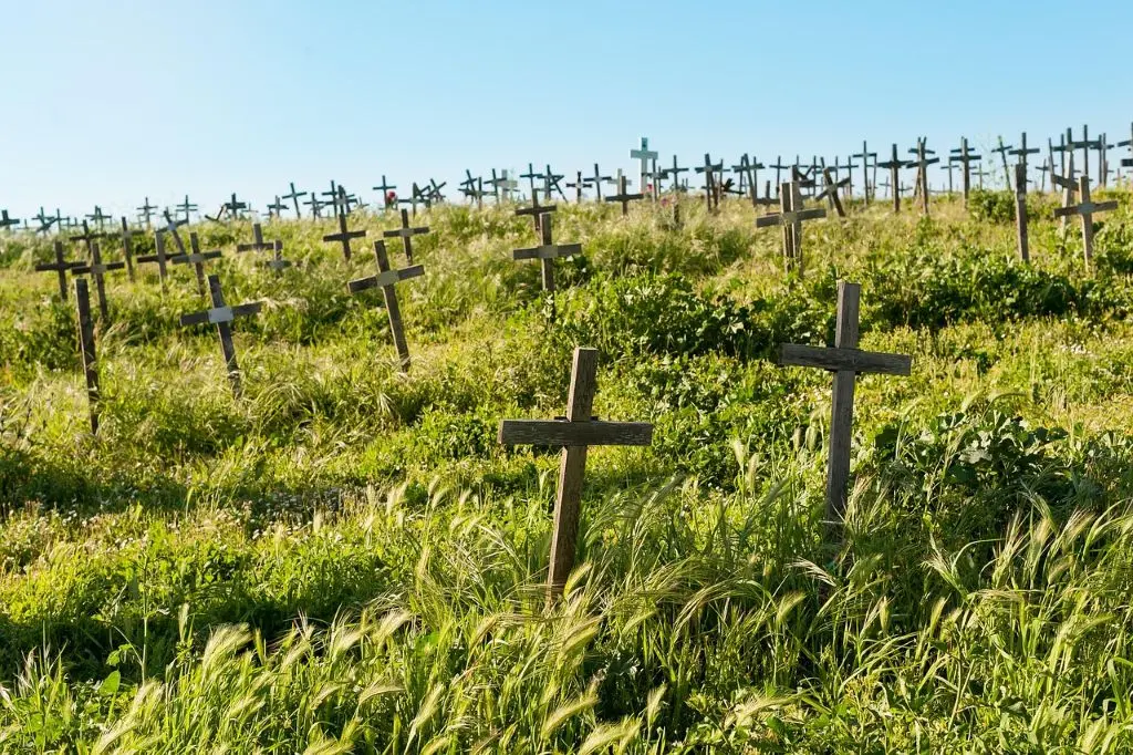 cemetery-841542_1280