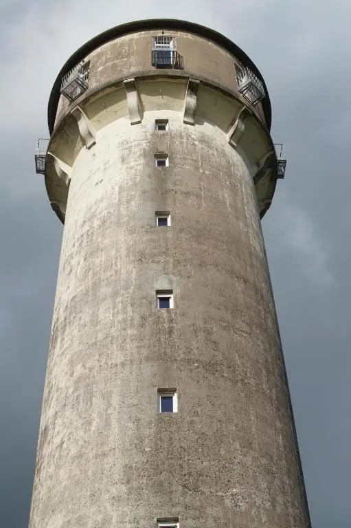 chateau d'eau le sable ©Button