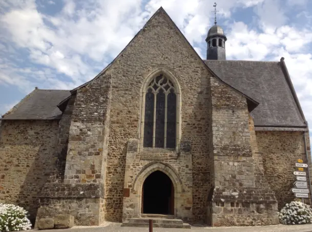 église de livré la touche