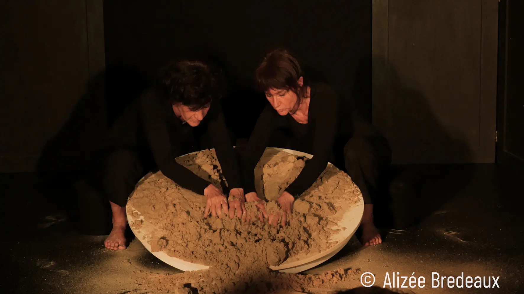 grain-de-sable-alizee-bredeaux.jpg
