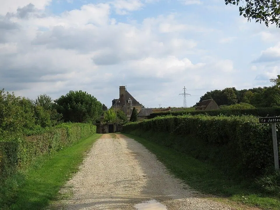 pa72000002-connerre-logis-de-la-jatterie