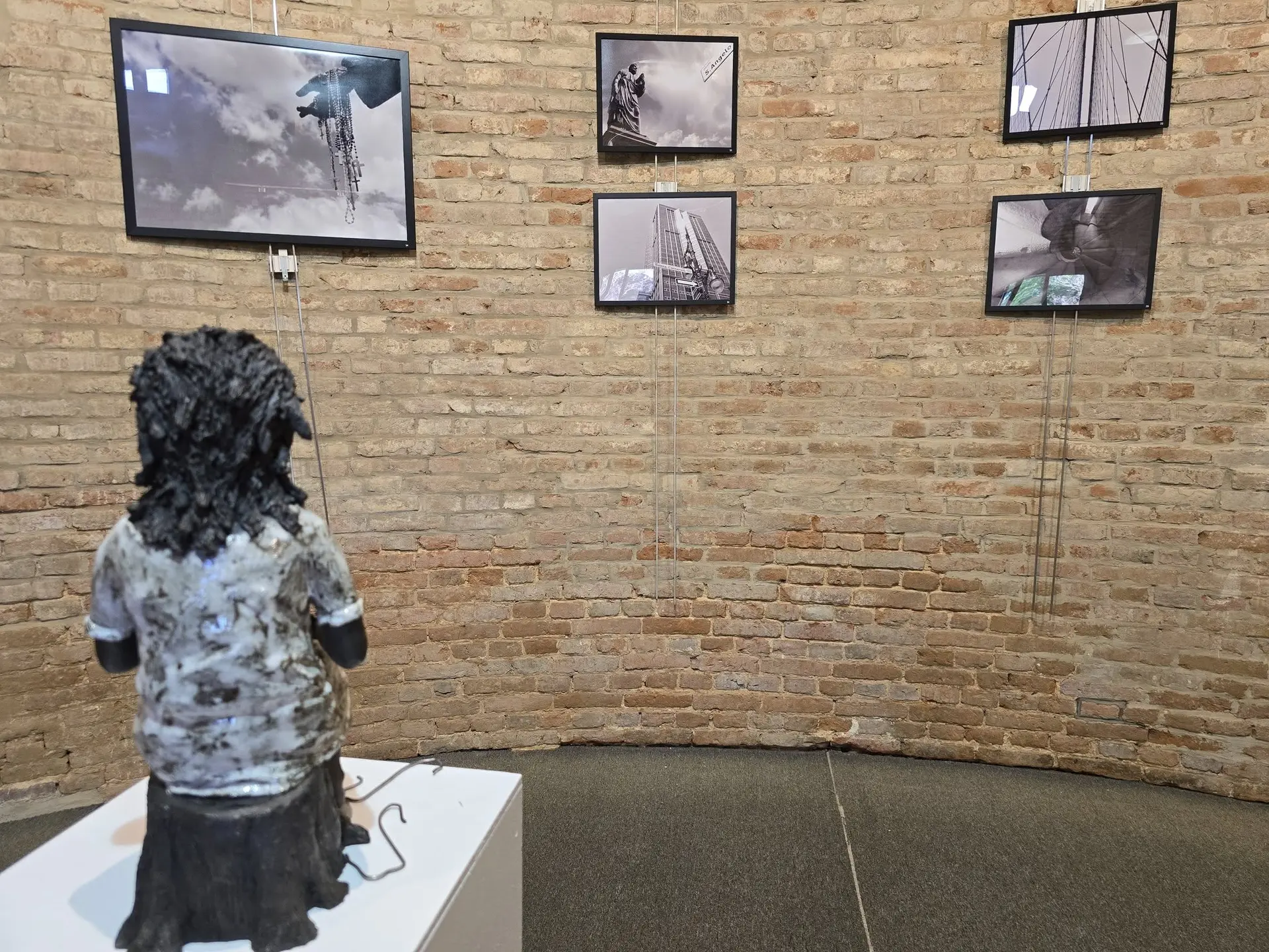 Exposition de D.Castioni, V. Gentil, S.Neulichedl et T.Prod à Offranville