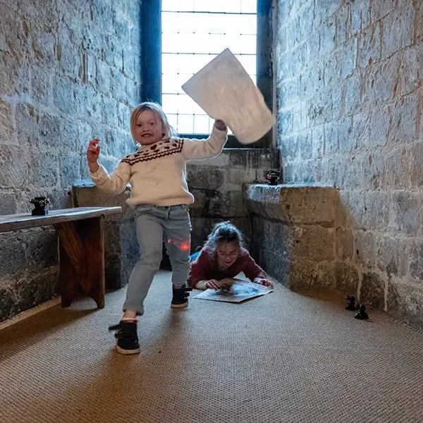 les petits espions