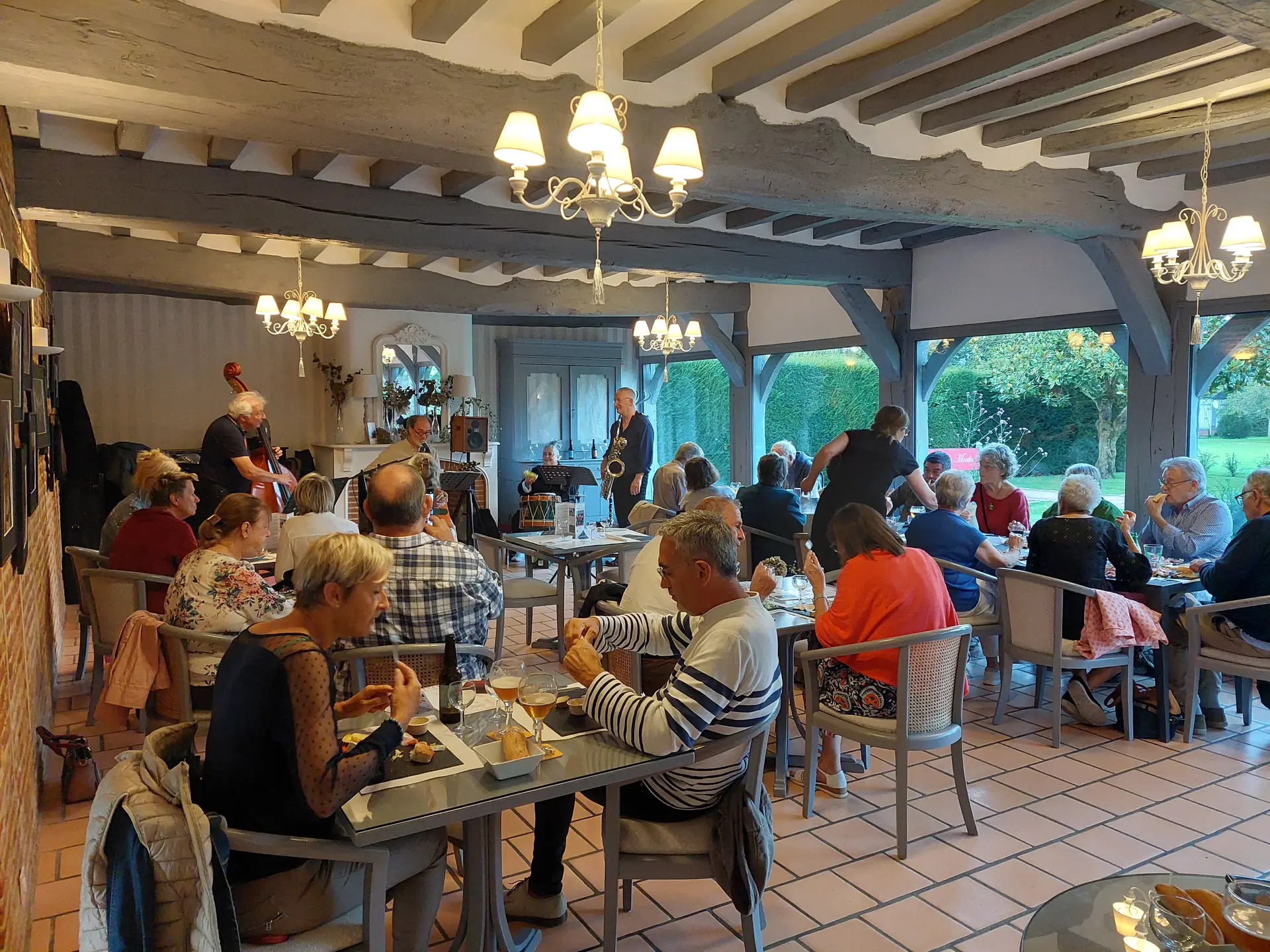 Apéro_Concert_Outre_Mesures