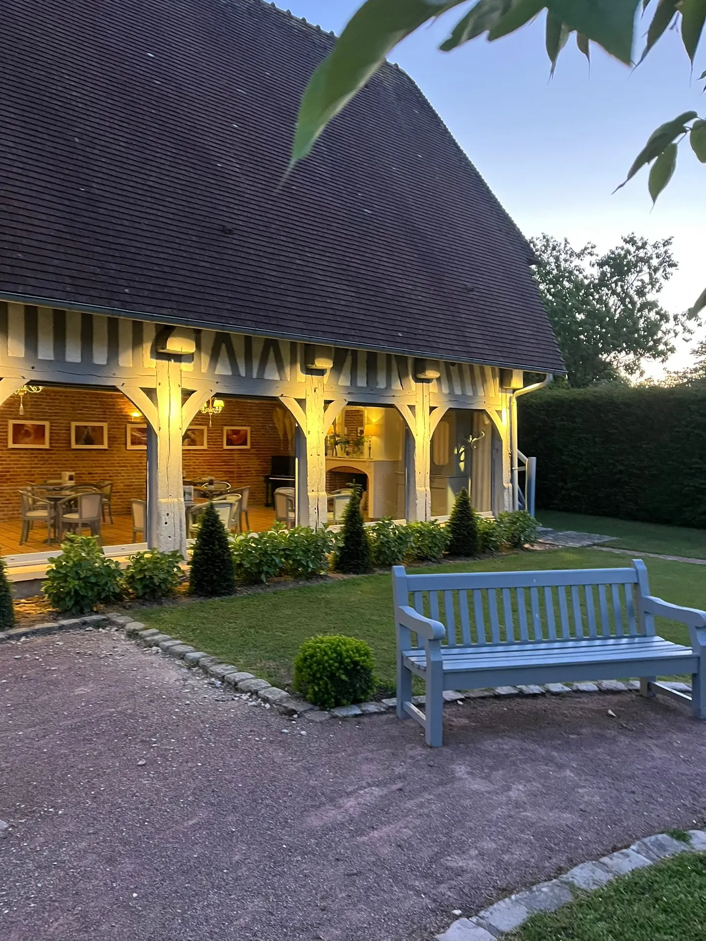 Pierres en Lumières à Offranville - La Terrasse Gourmande