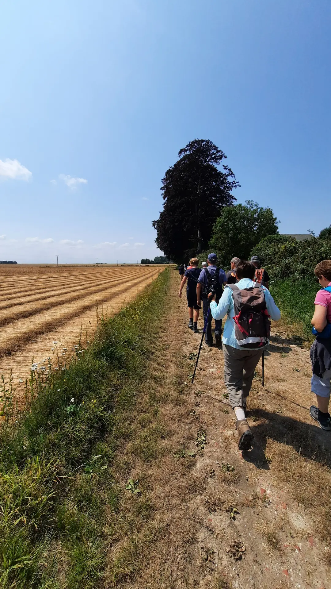 Randonneurs_chemin_Auppegard