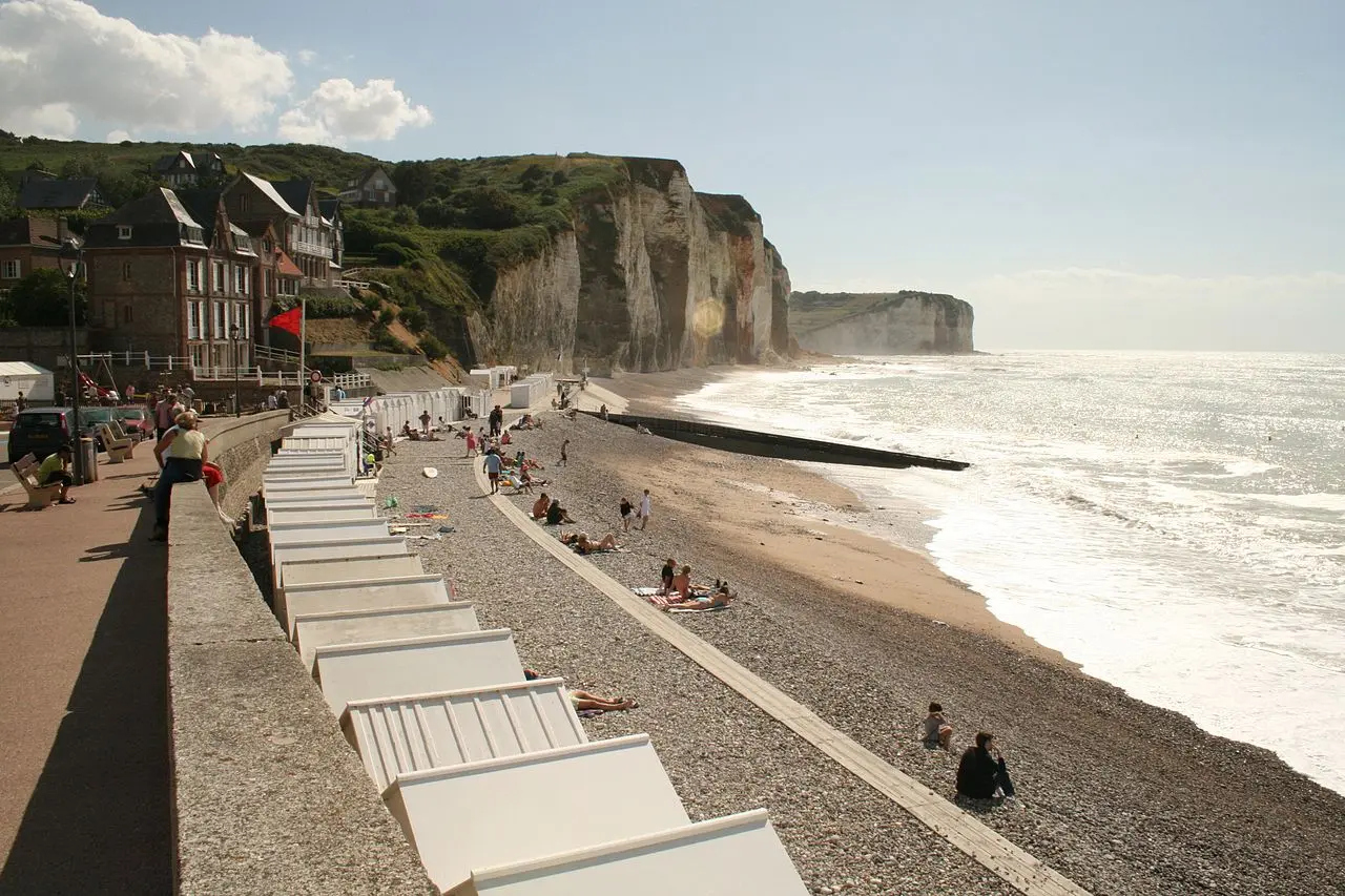 Les Petites Dalles