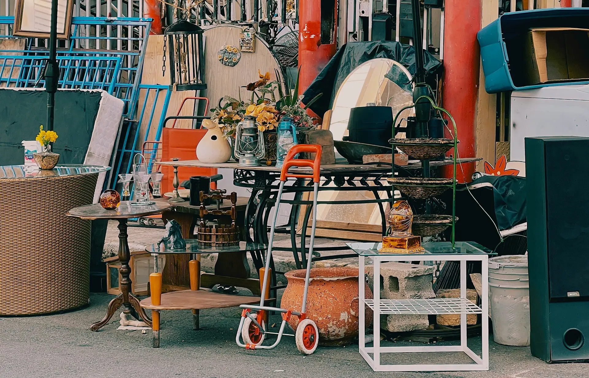 Vide_grenier_photo_generique