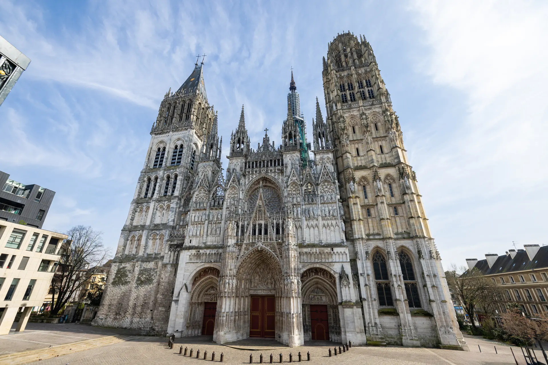 Cathédrale vue du Bureau des finances - Singuliers Pluriel (32)