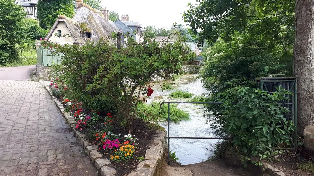 Chaumière aux Cressonnières