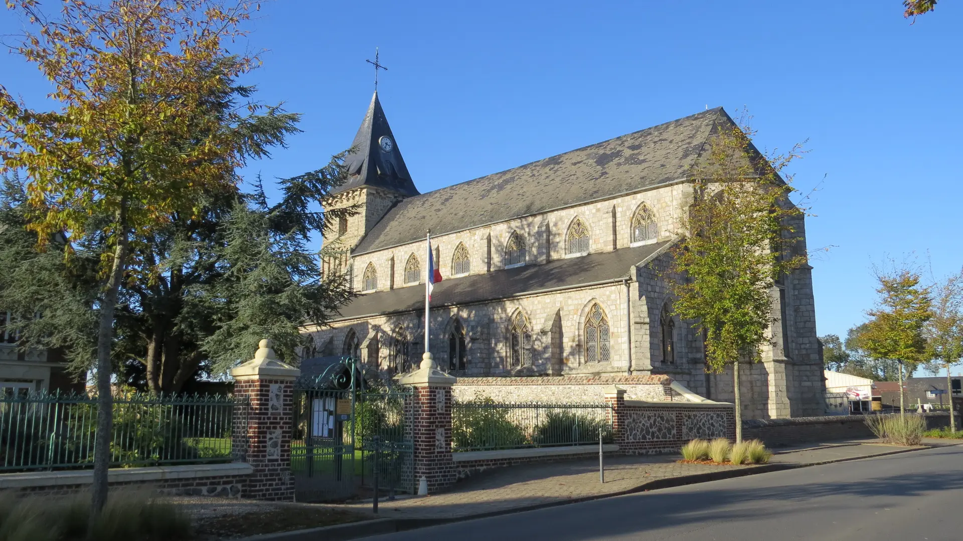 Eglise-Avremesnil--Terroir-de-Caux--1-