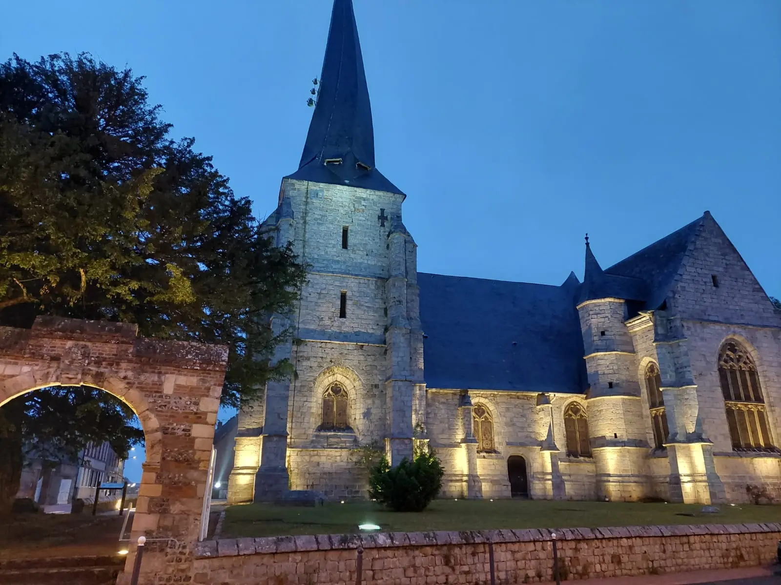 Eglise_Saint_Ouen_Offranville