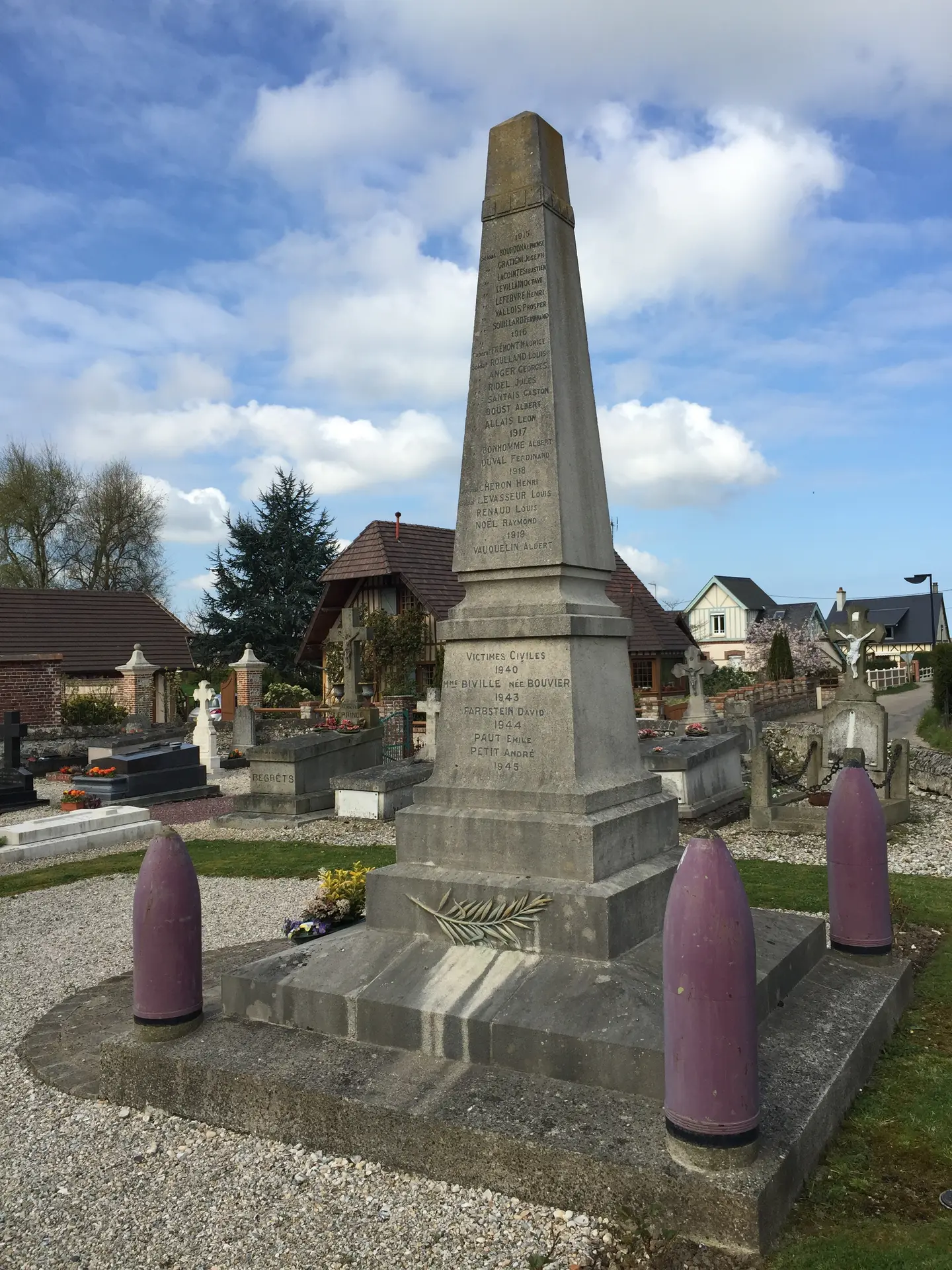 le monument aux morts