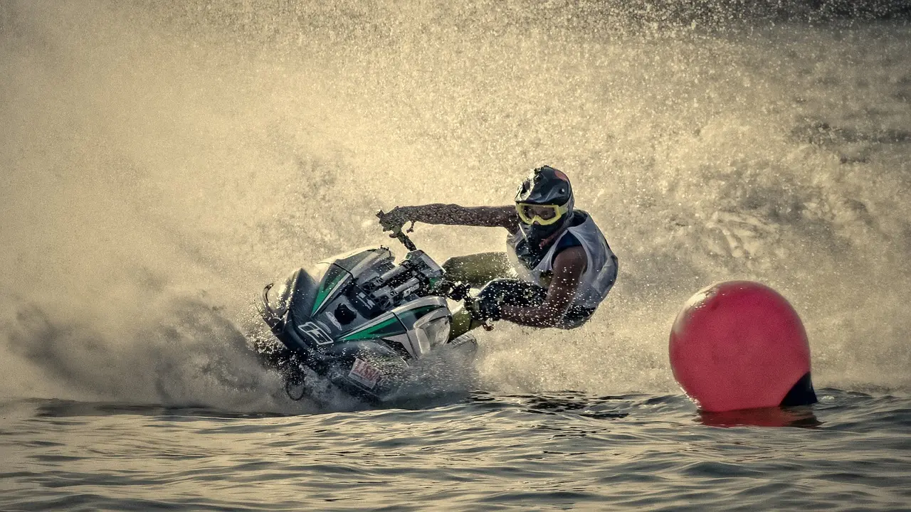 Jet ski