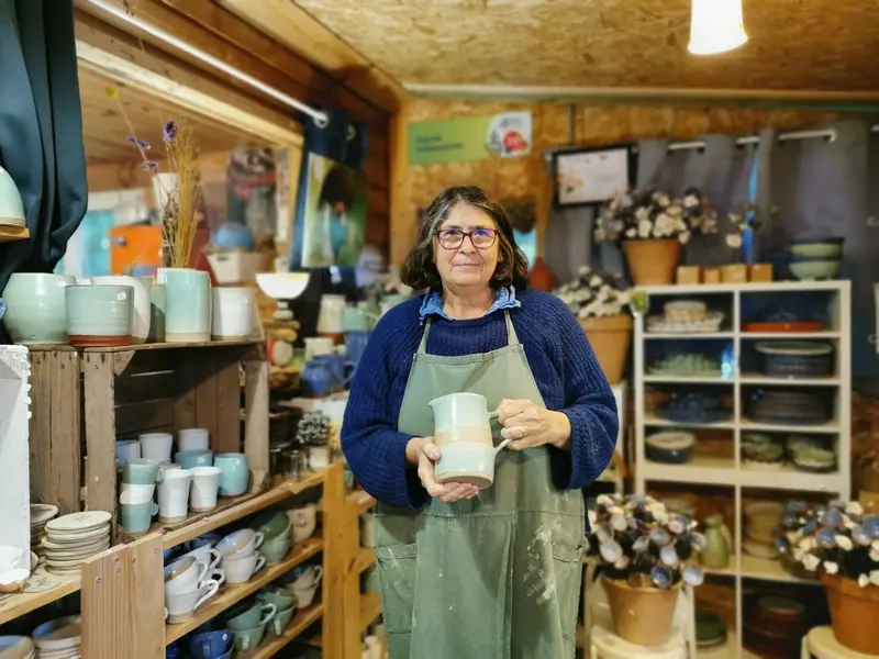 SaintClairSurLesMonts_VisiteDemonstrationPoterieSeinomarine©YvetotNormandieTourisme-2023