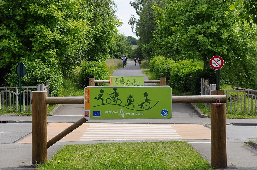 Signalétique de l'Avenue Verte en Seine-Maritime