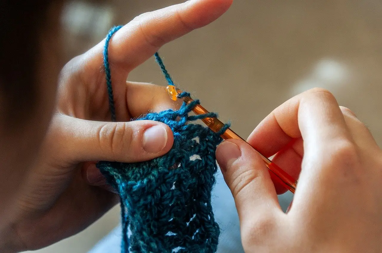 crochet-8202792_1280