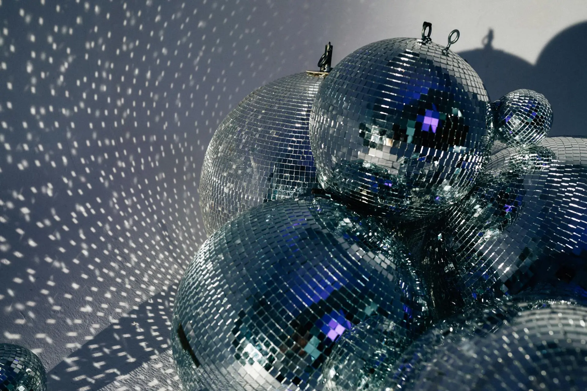 pexels-koolshooters-6983054