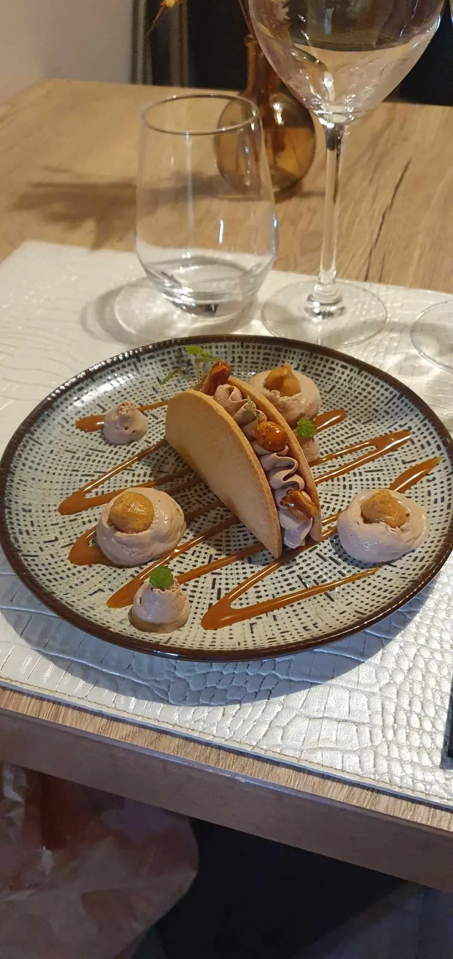 received_364930779585946