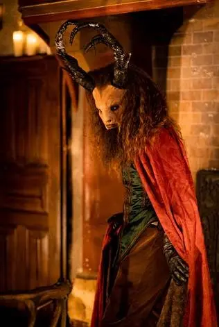 Spectacle la belle et la bête au château de Goulaine