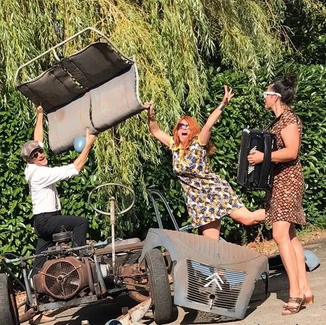Le band à Léon Rezé Accordéon Karaoké Judith Daugan