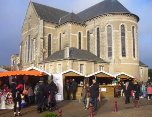 MarchéNoël_StJuliendeConcelles_2024_levignobledenantes-tourisme.com